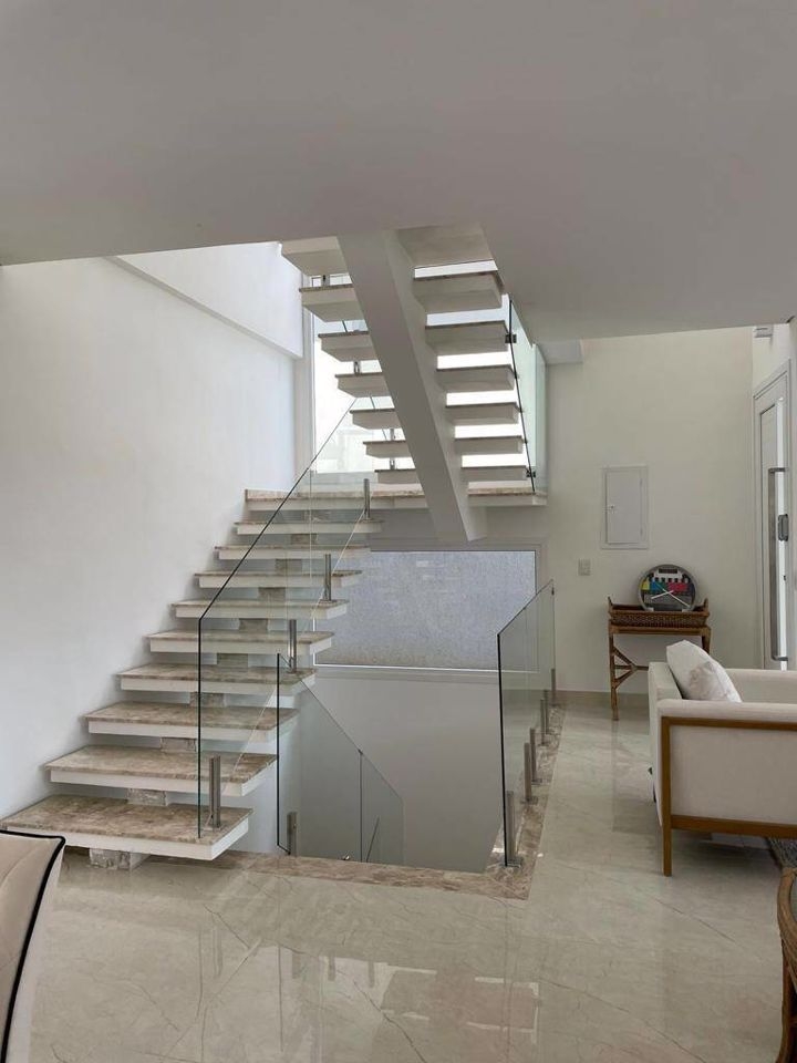 Casa à venda com 3 quartos, 286m² - Foto 3