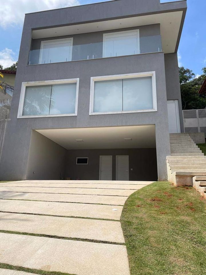 Casa à venda com 3 quartos, 286m² - Foto 4