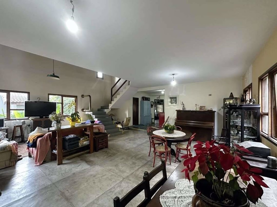 Casa à venda com 4 quartos, 303m² - Foto 5
