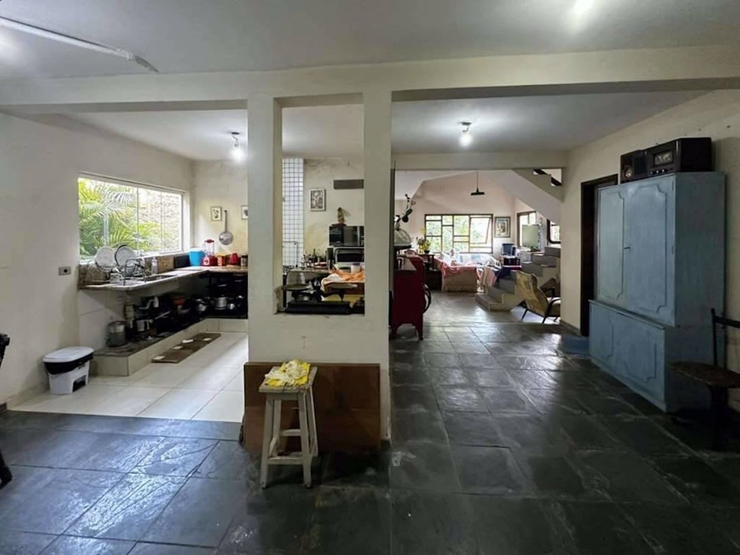 Casa à venda com 4 quartos, 303m² - Foto 23