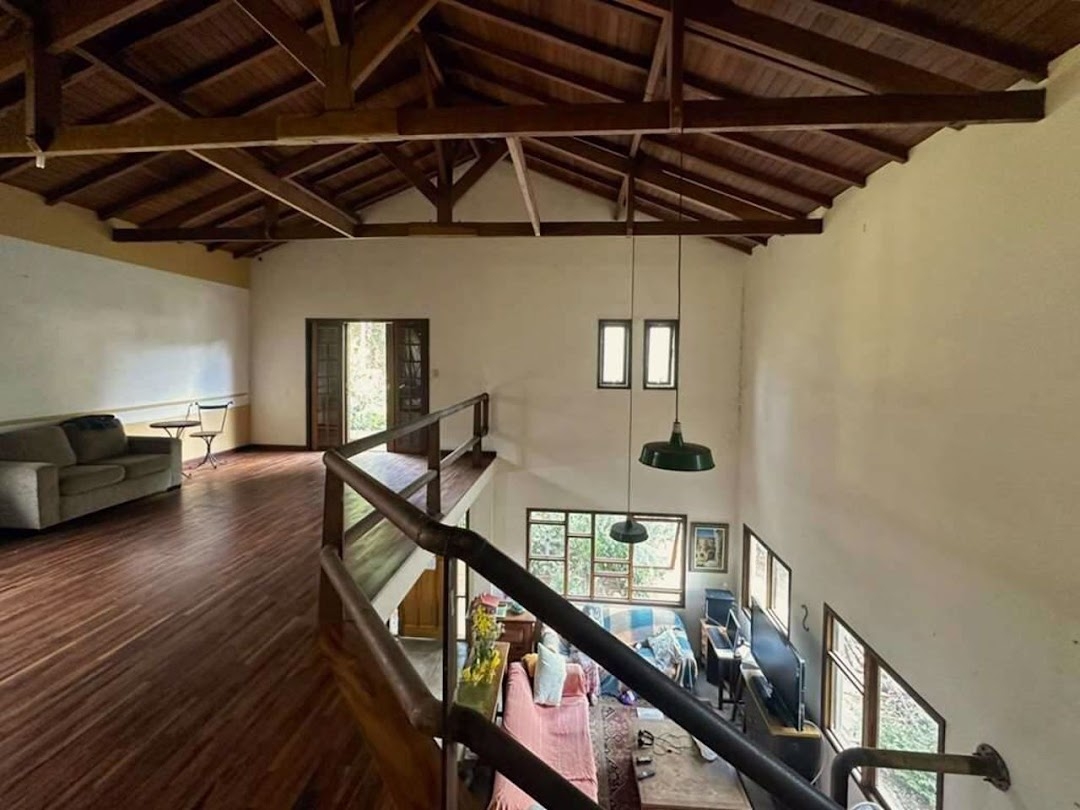 Casa à venda com 4 quartos, 303m² - Foto 29