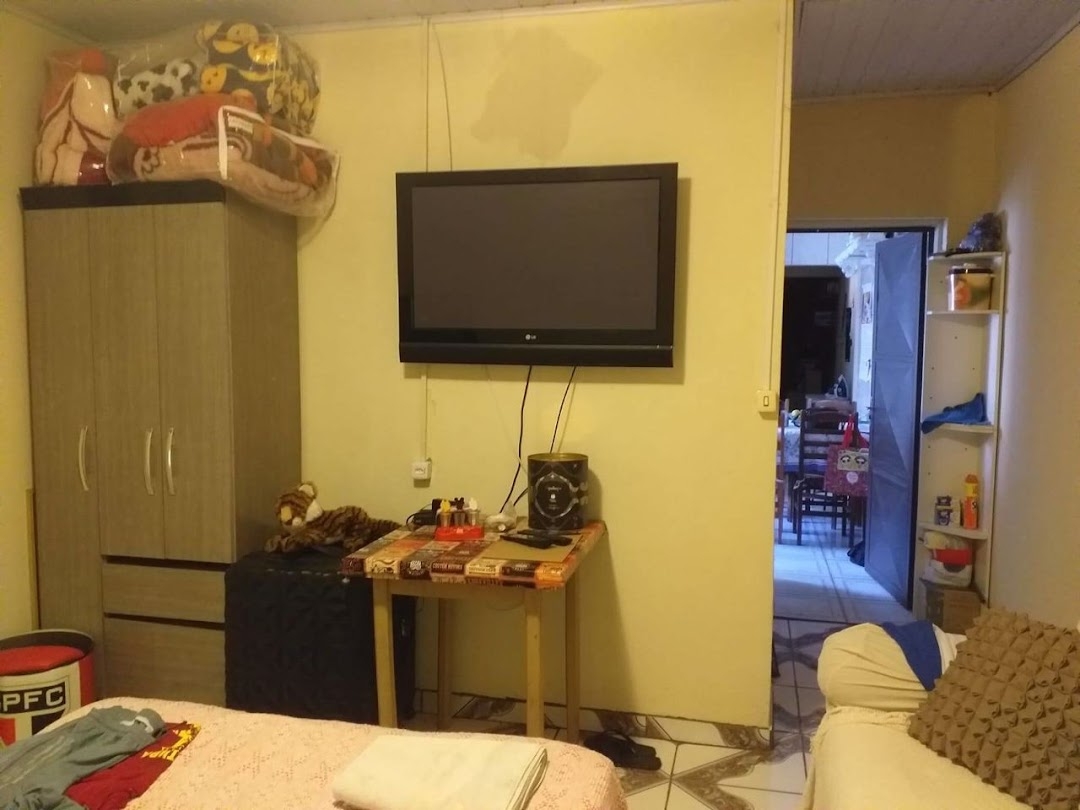Casa à venda com 2 quartos, 90m² - Foto 2