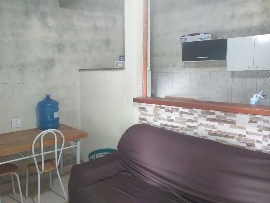 Casa à venda com 2 quartos, 90m² - Foto 4