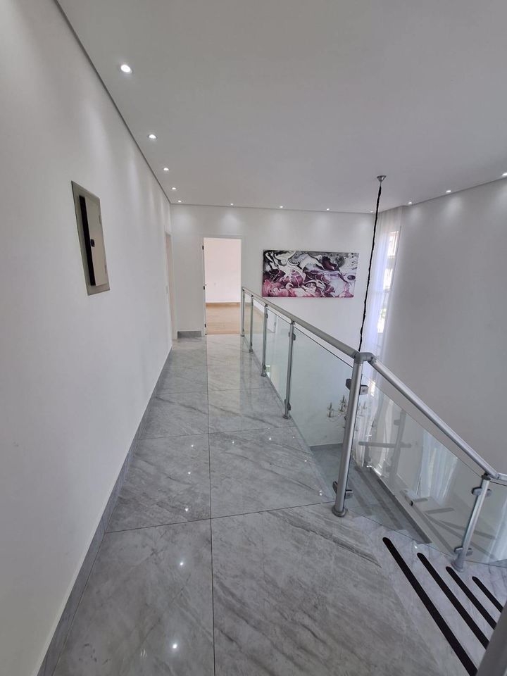 Casa, 4 quartos, 307 m² - Foto 2