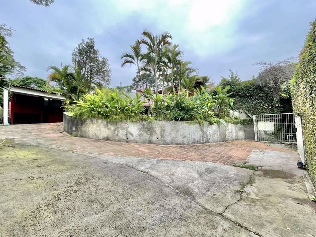 Casa à venda com 5 quartos, 409m² - Foto 1