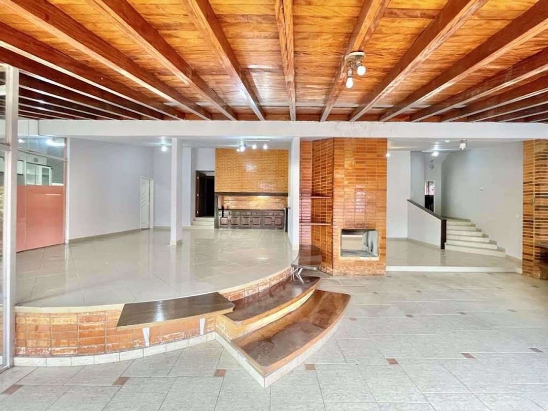Casa à venda com 5 quartos, 409m² - Foto 9