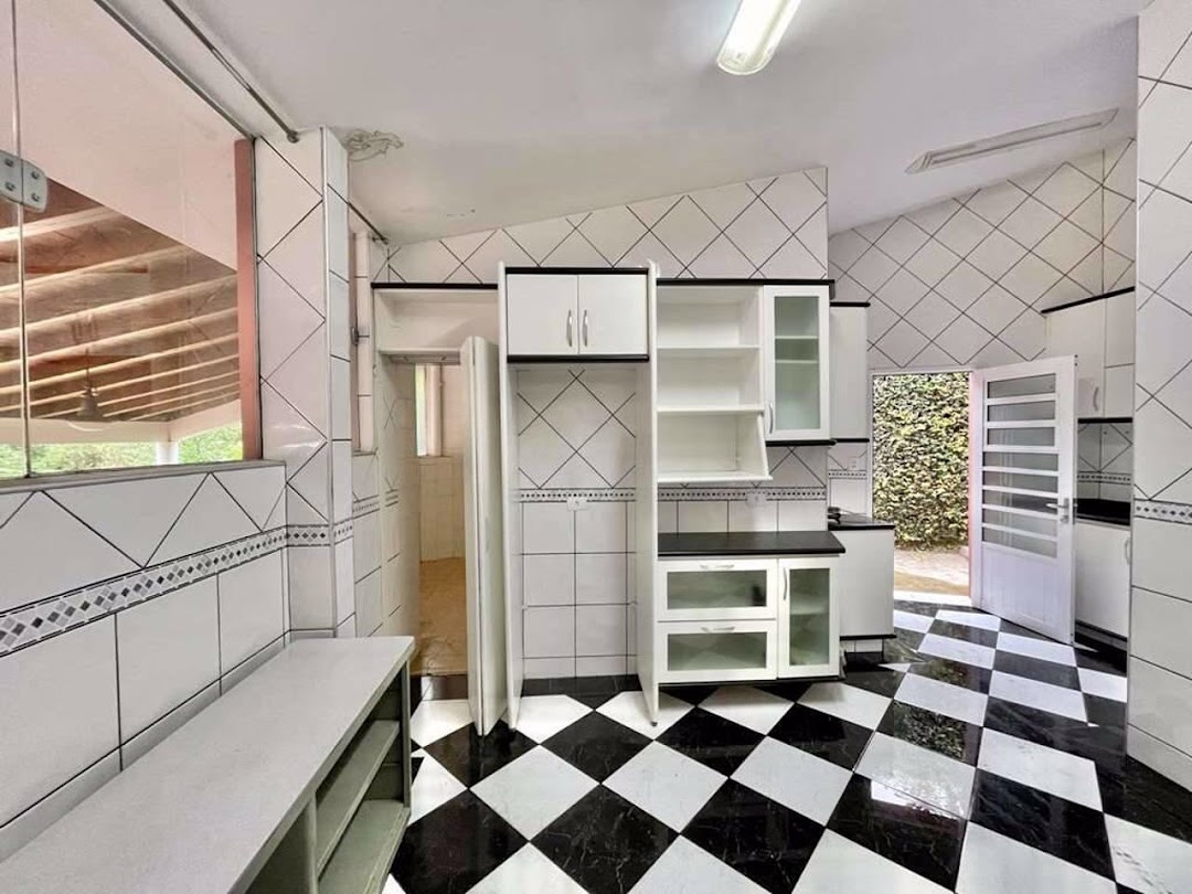 Casa à venda com 5 quartos, 409m² - Foto 18