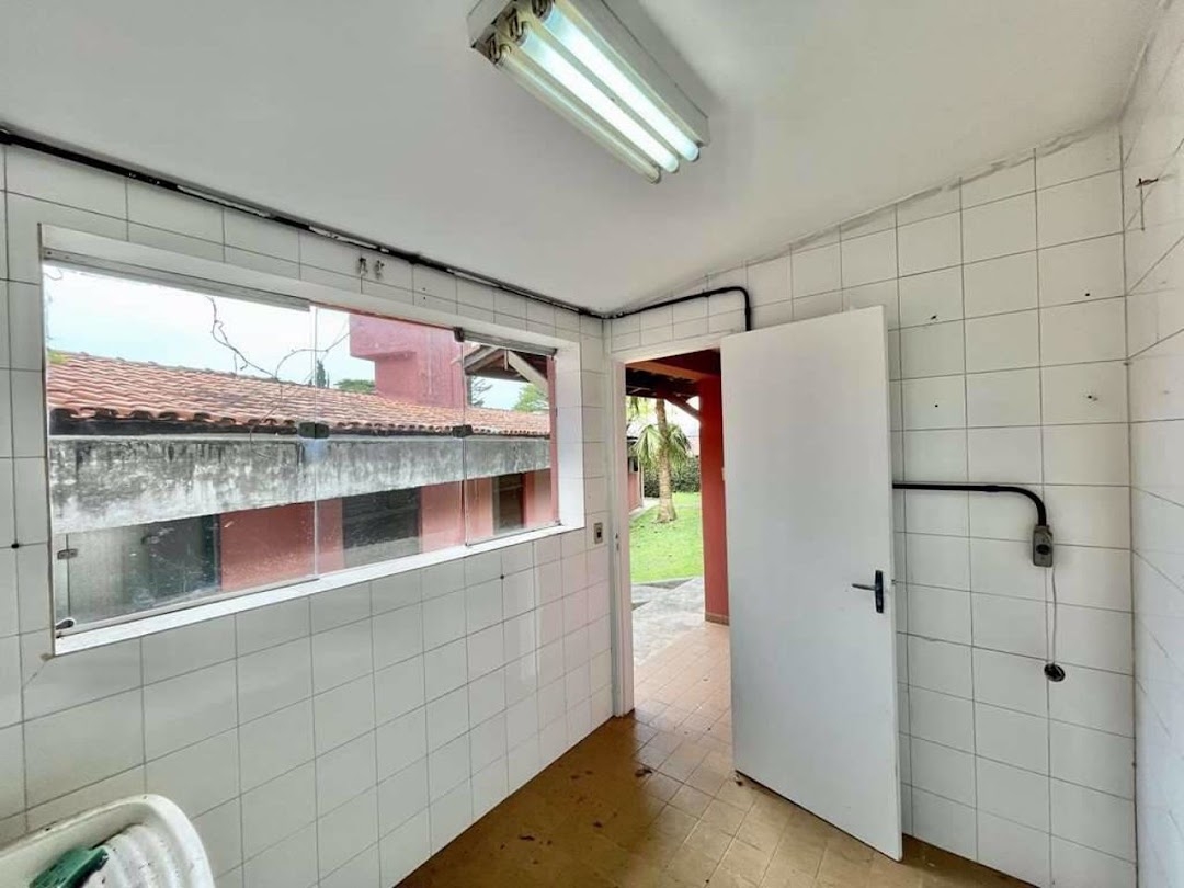 Casa à venda com 5 quartos, 409m² - Foto 30