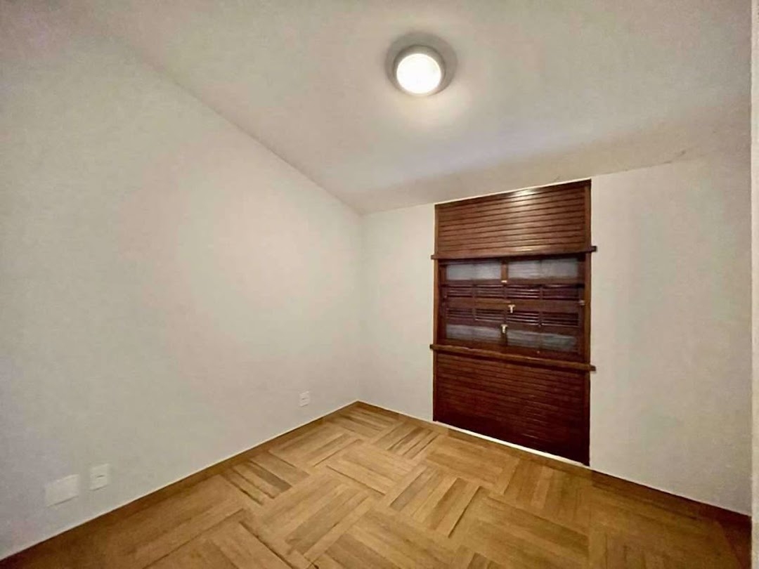 Casa à venda com 5 quartos, 409m² - Foto 45