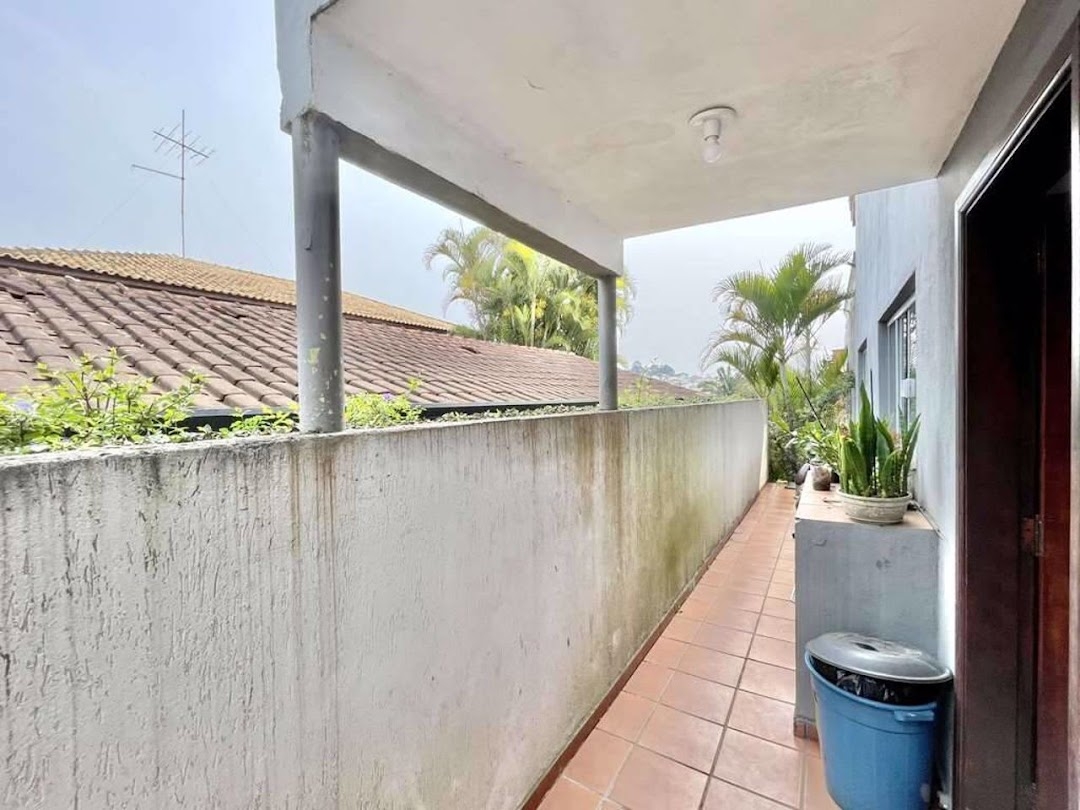 Casa à venda com 4 quartos, 350m² - Foto 7