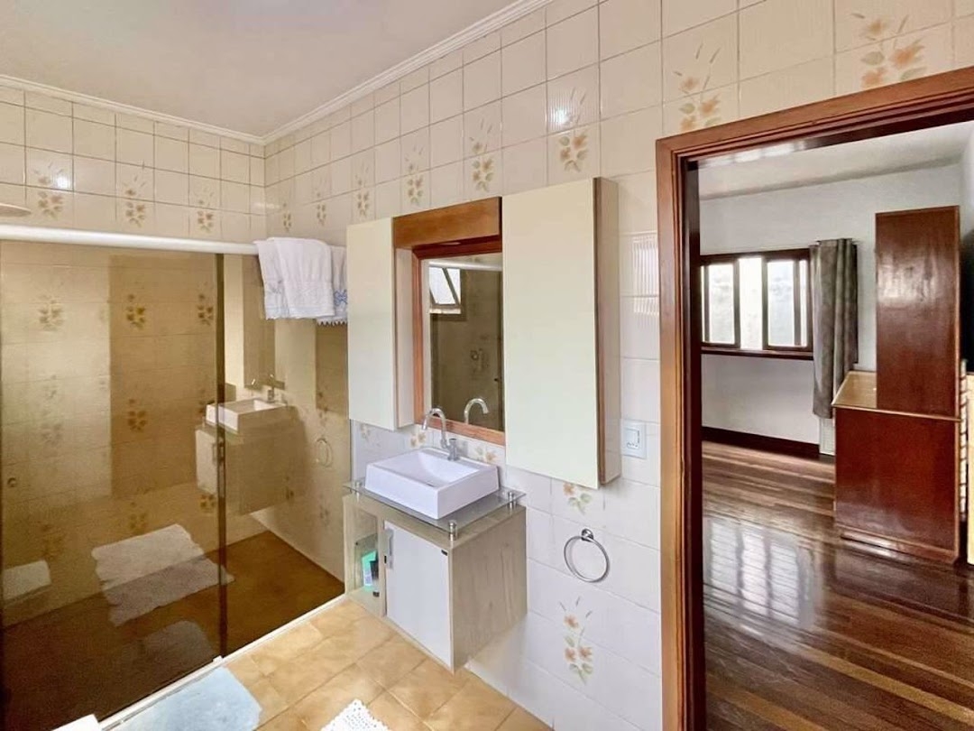 Casa à venda com 4 quartos, 350m² - Foto 25