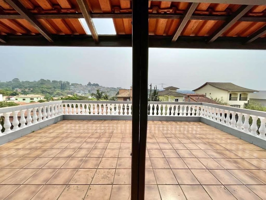 Casa à venda com 4 quartos, 350m² - Foto 29