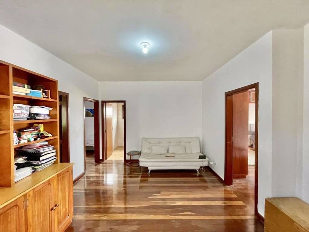 Casa à venda com 4 quartos, 350m² - Foto 32