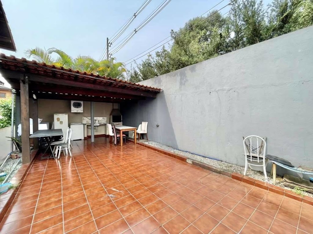 Casa à venda com 4 quartos, 350m² - Foto 39