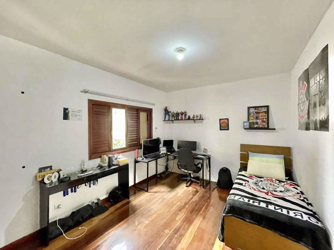 Casa à venda com 4 quartos, 350m² - Foto 40