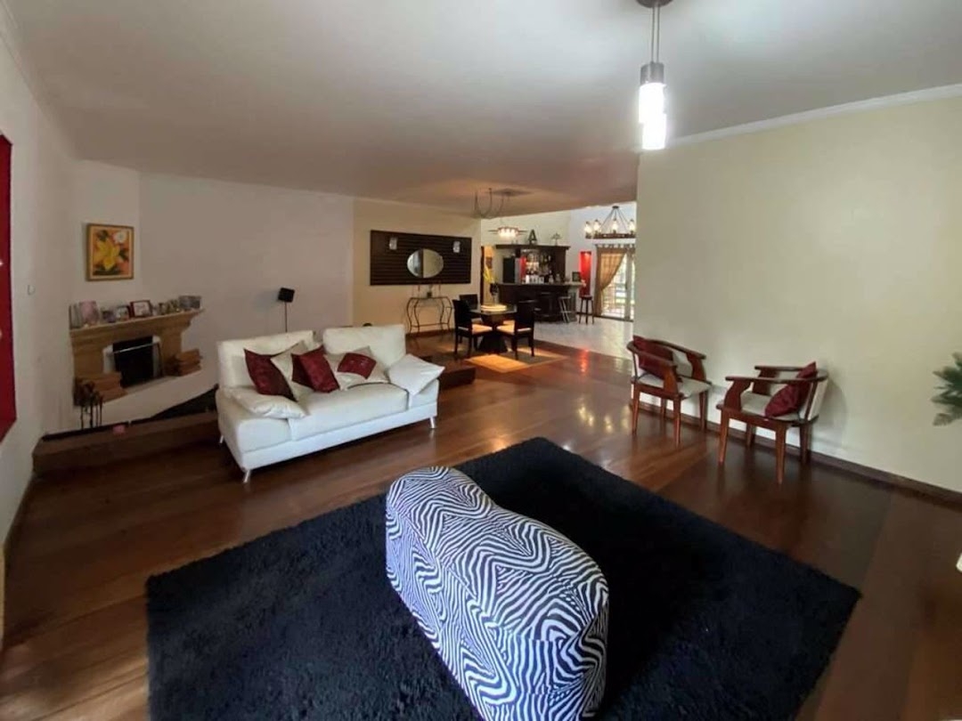 Casa à venda e aluguel com 4 quartos, 780m² - Foto 2