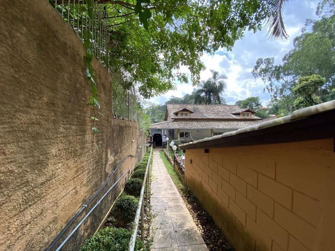 Casa à venda e aluguel com 4 quartos, 780m² - Foto 35