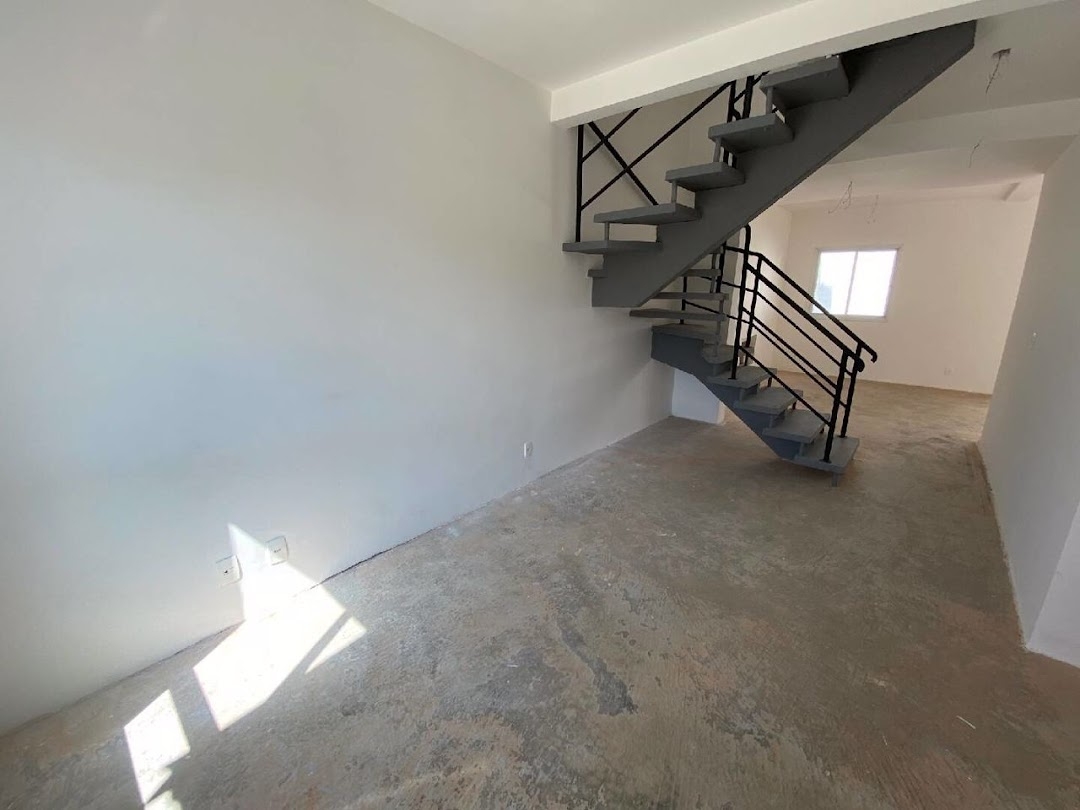 Casa de Condomínio à venda com 3 quartos, 163m² - Foto 2