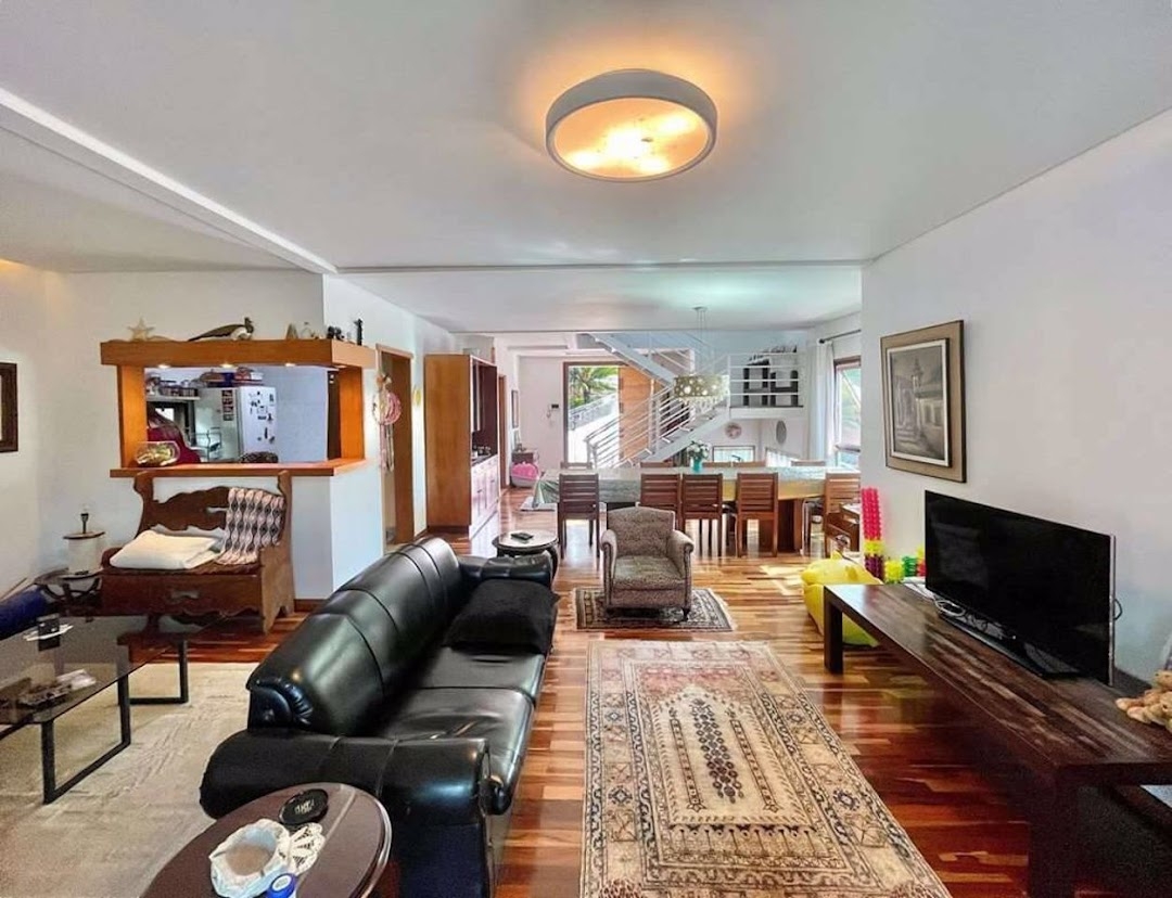Casa à venda com 3 quartos, 357m² - Foto 7