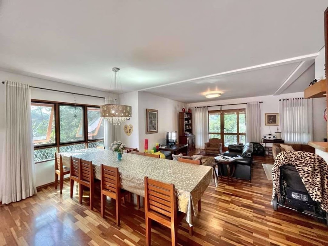 Casa à venda com 3 quartos, 357m² - Foto 15
