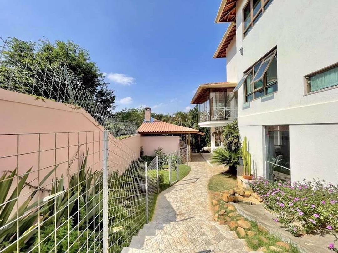 Casa à venda com 3 quartos, 357m² - Foto 20