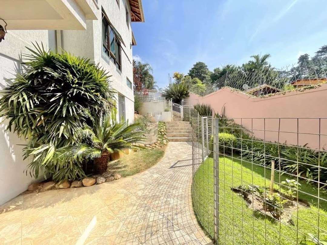 Casa à venda com 3 quartos, 357m² - Foto 22