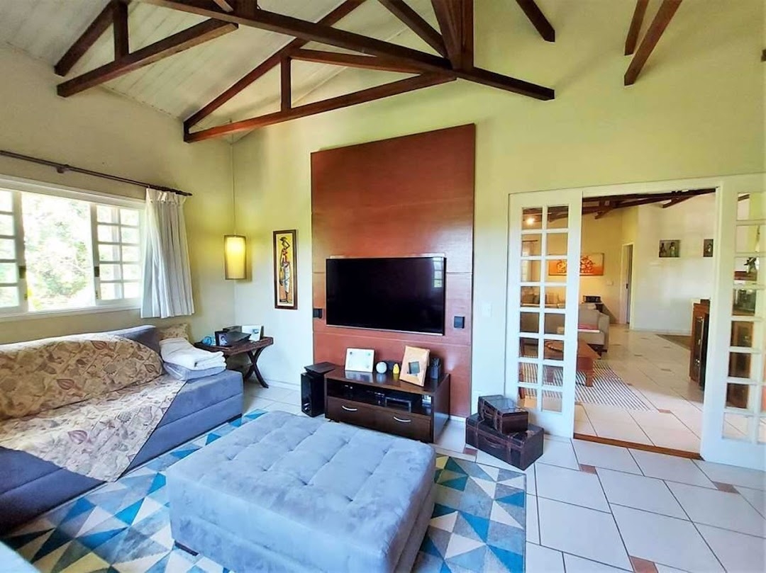 Casa à venda com 5 quartos, 322m² - Foto 7