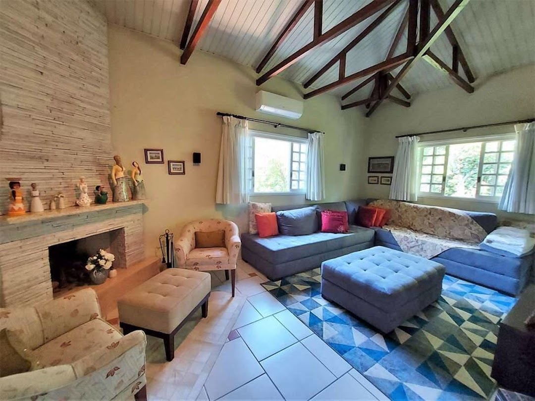 Casa à venda com 5 quartos, 322m² - Foto 9