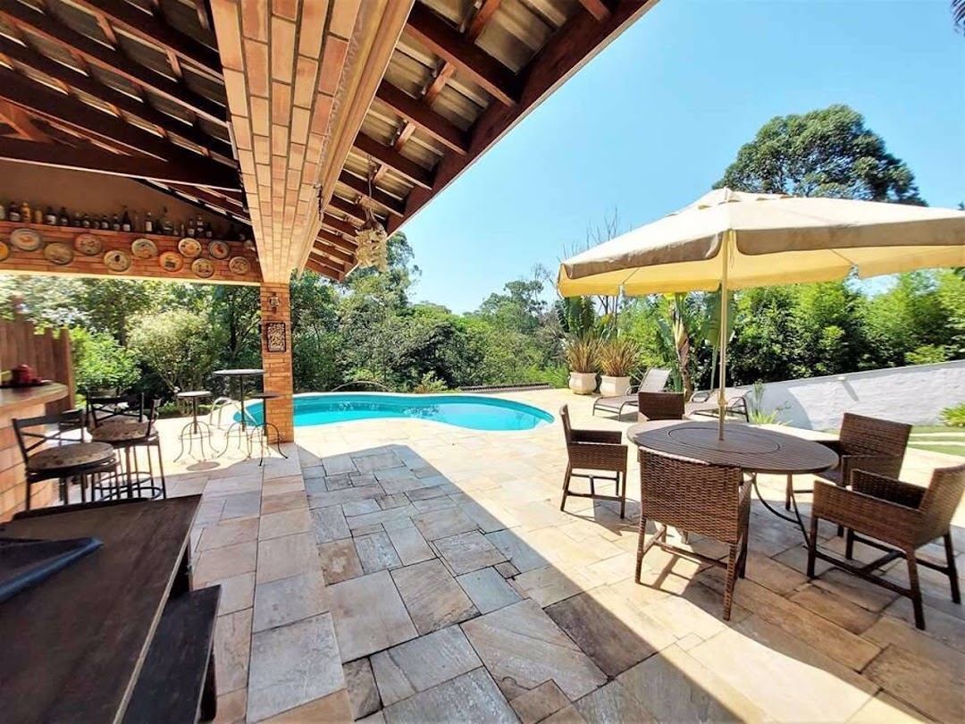 Casa à venda com 5 quartos, 322m² - Foto 32