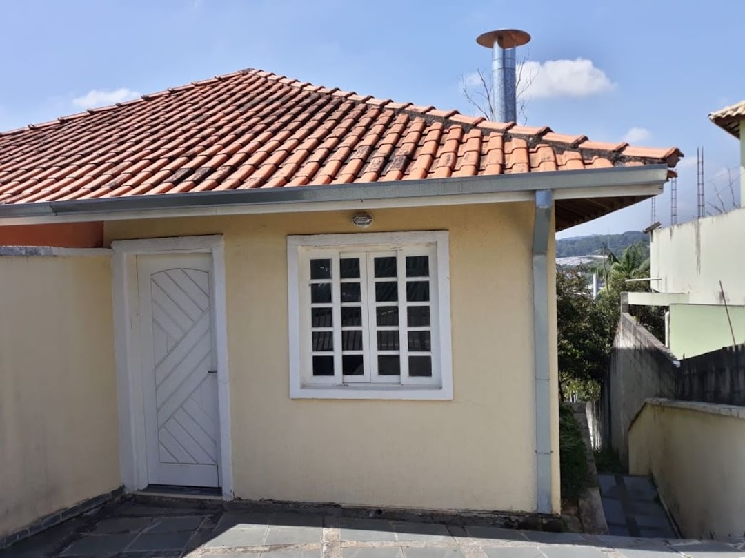 Casa à venda com 3 quartos, 144m² - Foto 1