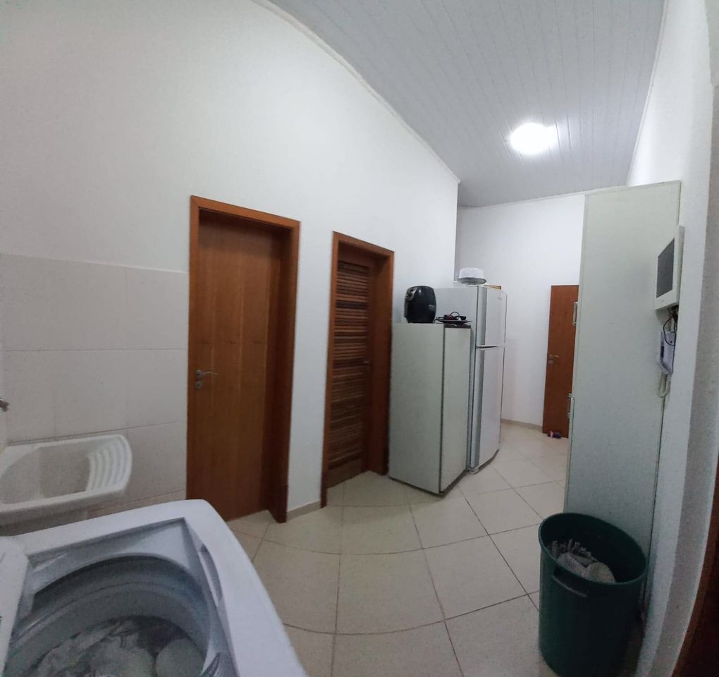 Casa à venda com 3 quartos, 450m² - Foto 26