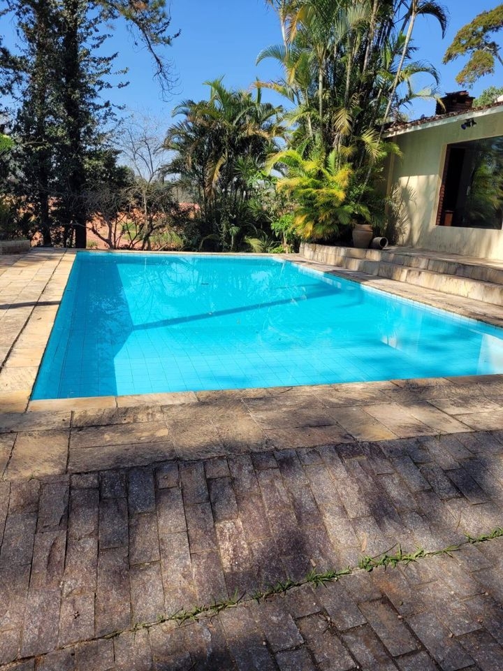 Casa à venda e aluguel com 4 quartos, 400m² - Foto 1