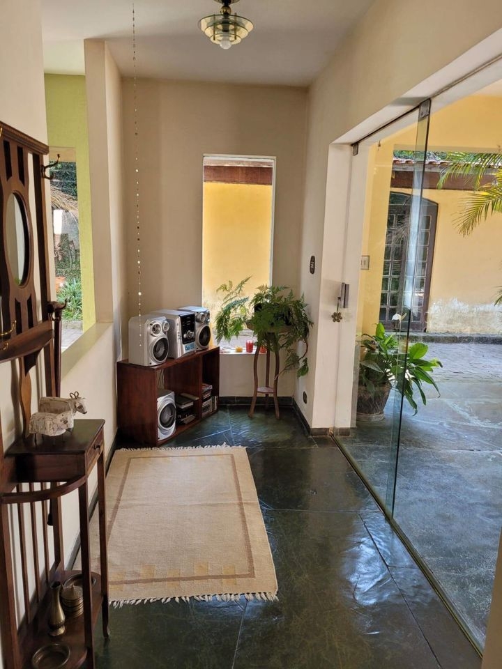 Casa à venda e aluguel com 4 quartos, 400m² - Foto 21