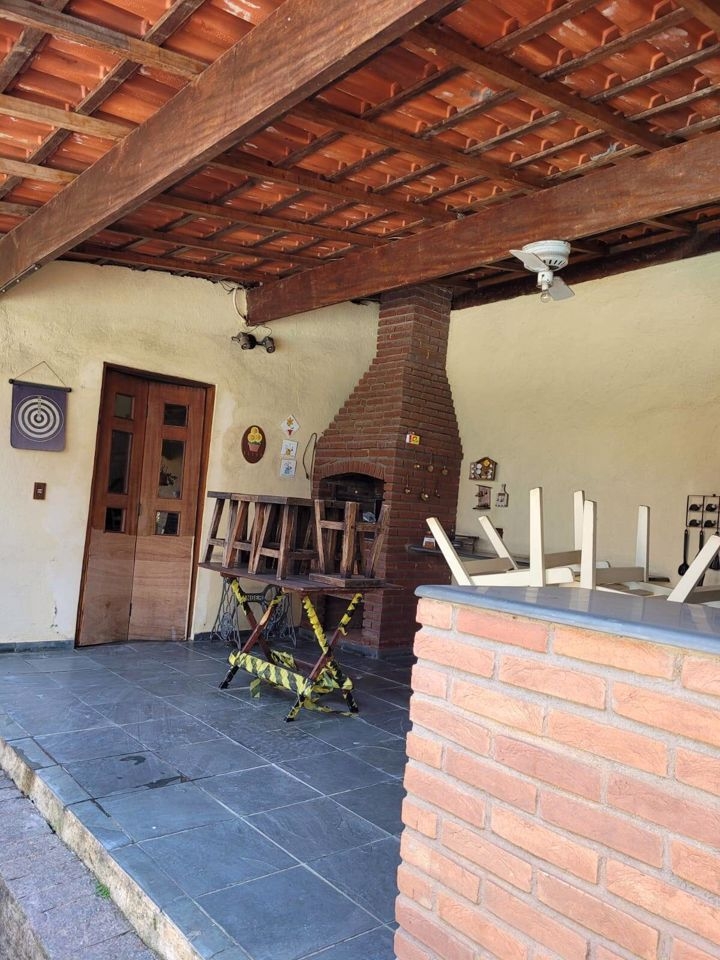Casa à venda e aluguel com 4 quartos, 400m² - Foto 31