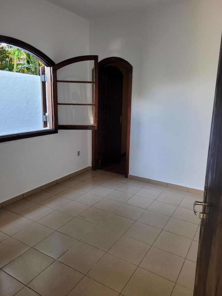 Casa à venda com 3 quartos, 150m² - Foto 8