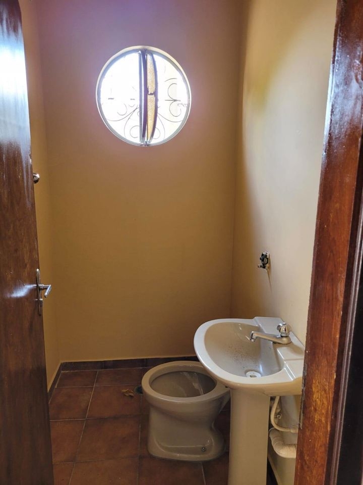 Casa à venda com 3 quartos, 150m² - Foto 11