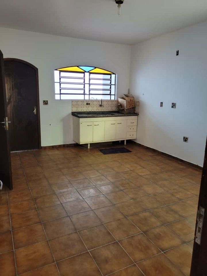 Casa à venda com 3 quartos, 150m² - Foto 13