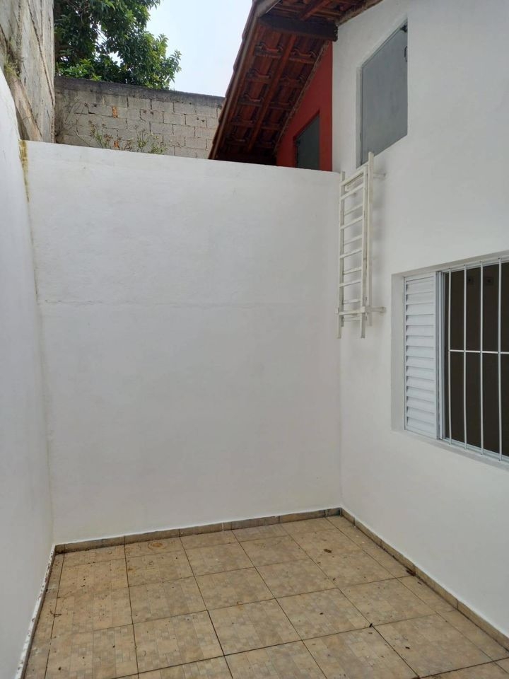 Casa à venda com 2 quartos, 115m² - Foto 11
