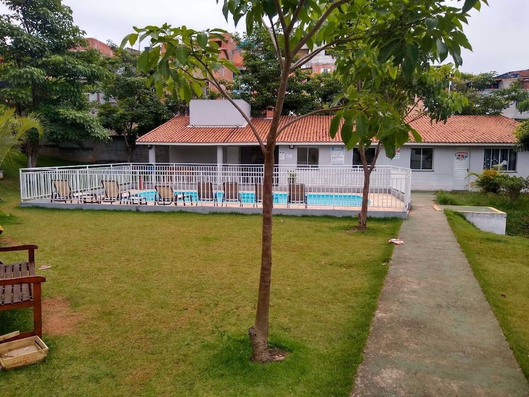 Apartamento à venda com 2 quartos, 55m² - Foto 1