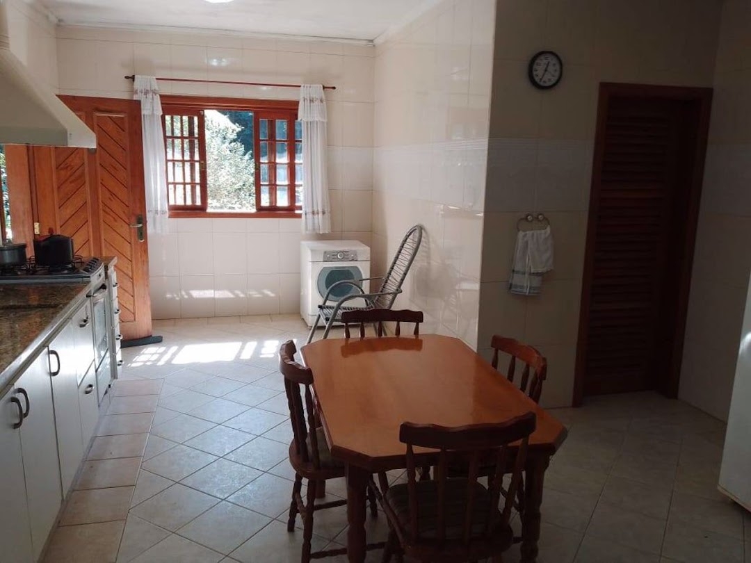 Casa à venda com 4 quartos, 294m² - Foto 18