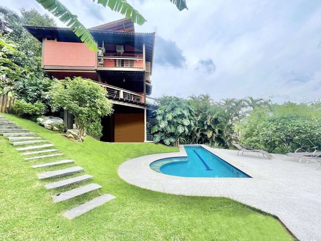 Casa à venda com 3 quartos, 282m² - Foto 10