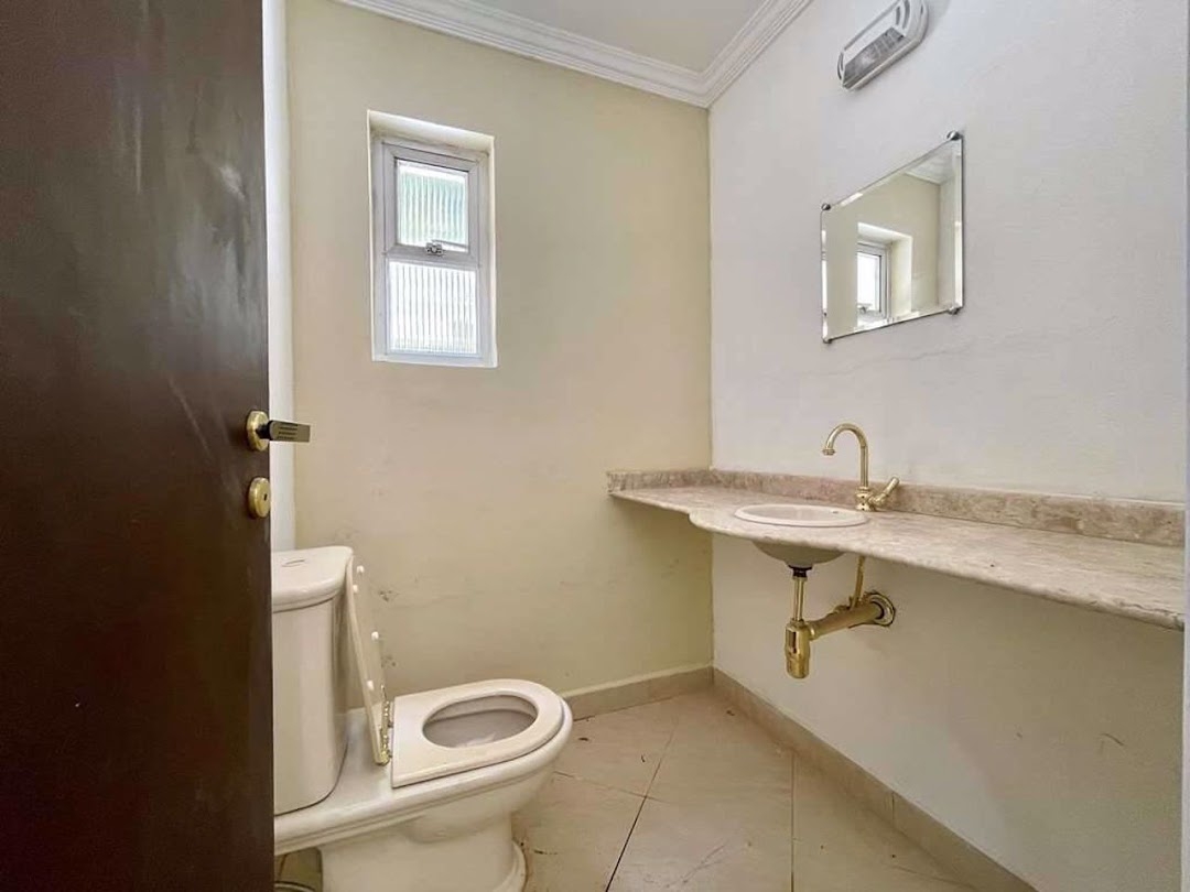 Casa à venda com 7 quartos, 610m² - Foto 3