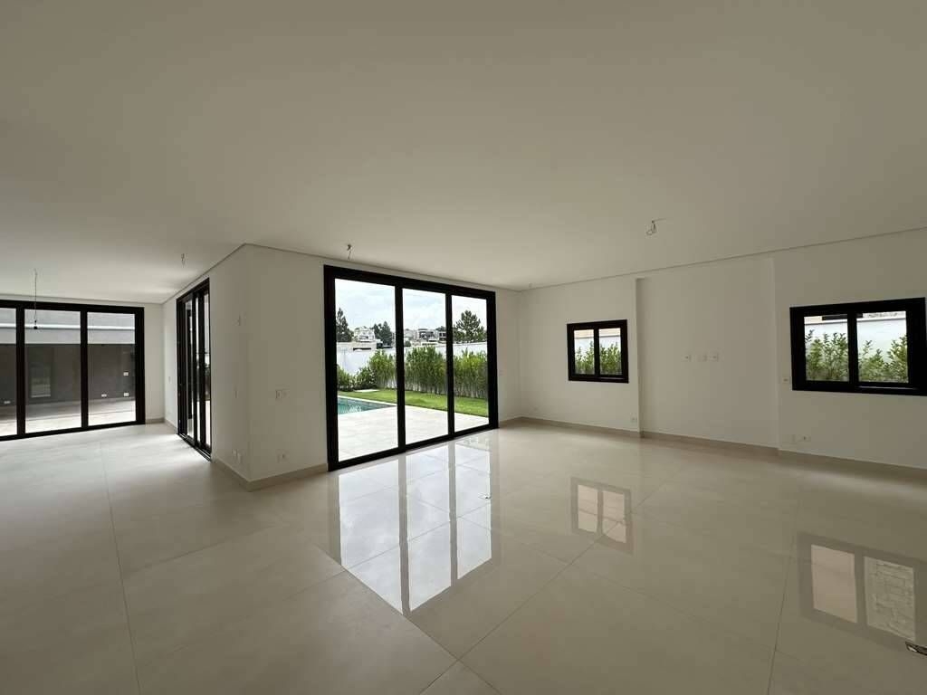 Casa à venda com 4 quartos, 307m² - Foto 6