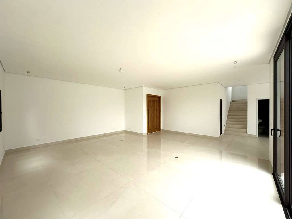 Casa à venda com 4 quartos, 307m² - Foto 10