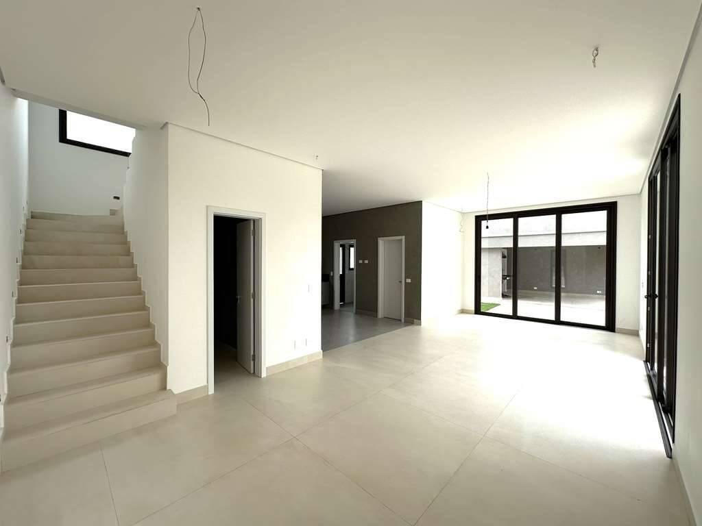 Casa à venda com 4 quartos, 307m² - Foto 23