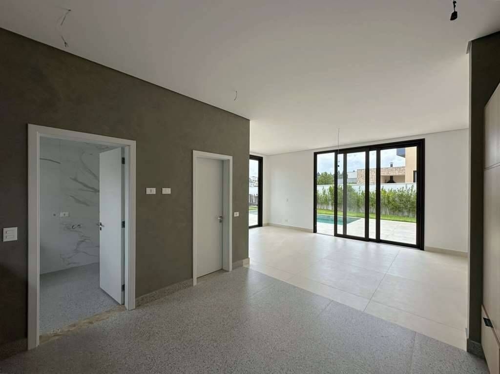 Casa à venda com 4 quartos, 307m² - Foto 52