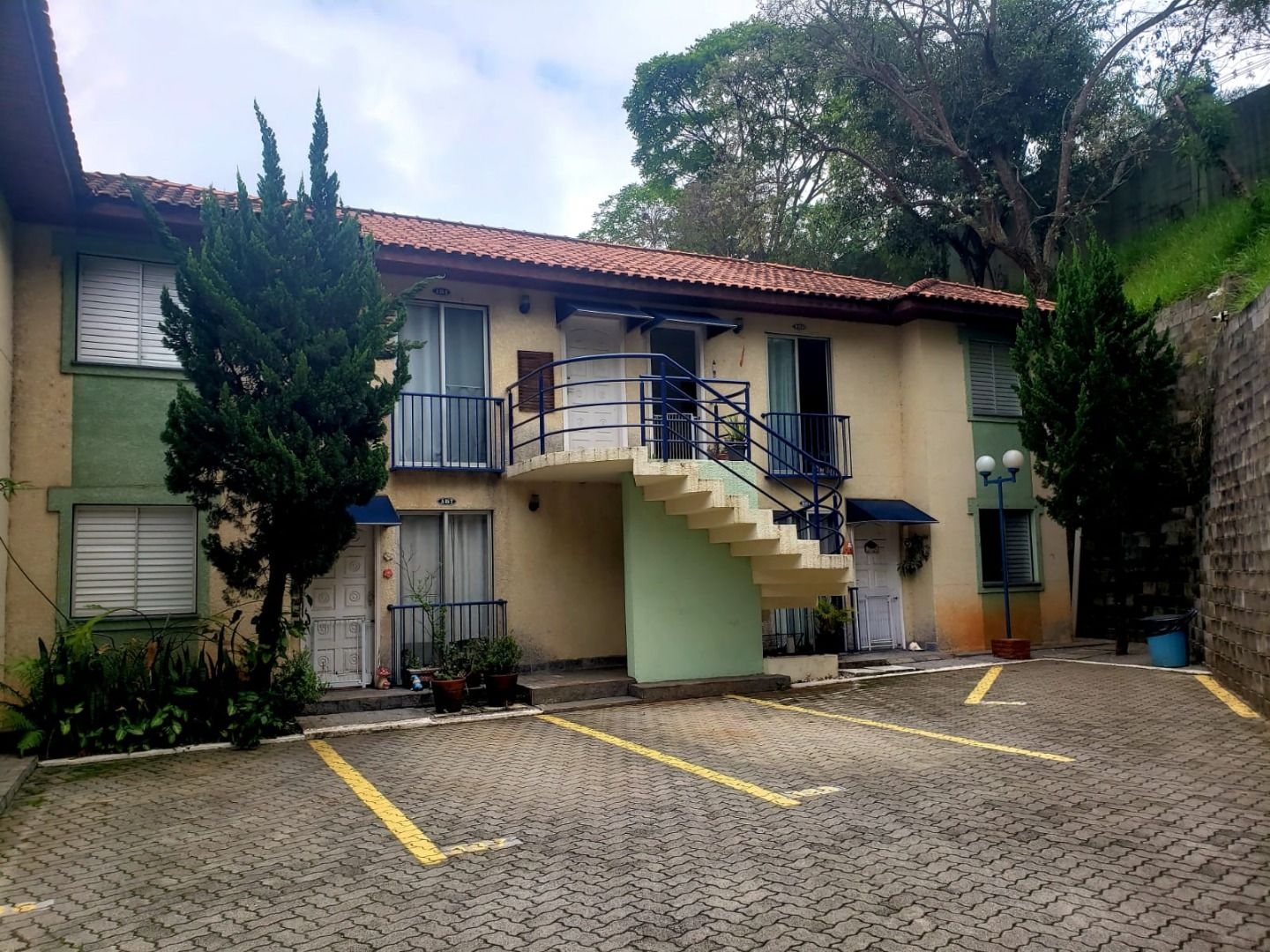Casa à venda com 2 quartos, 50m² - Foto 1