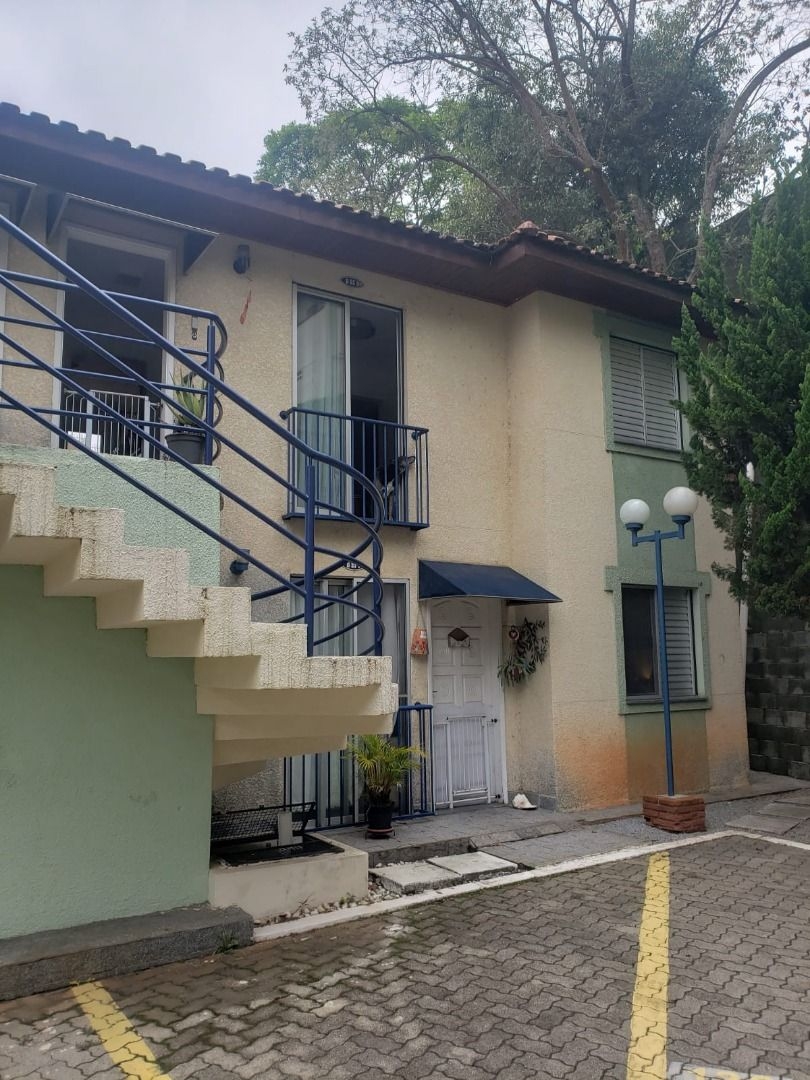 Casa à venda com 2 quartos, 50m² - Foto 2