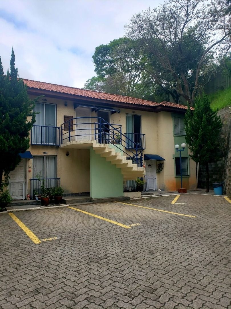 Casa à venda com 2 quartos, 50m² - Foto 4