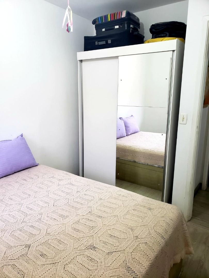 Casa à venda com 2 quartos, 50m² - Foto 11